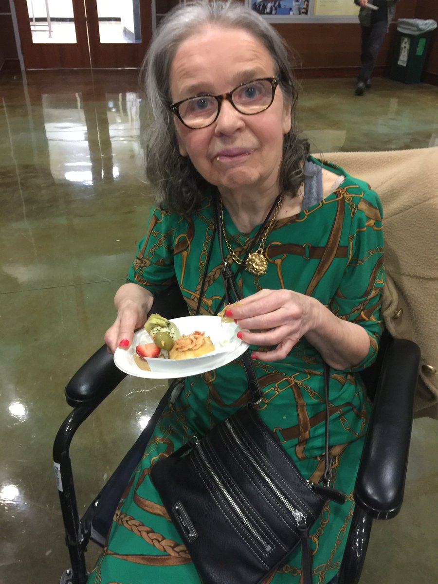 knitrix's tweet image. Me at a reseption