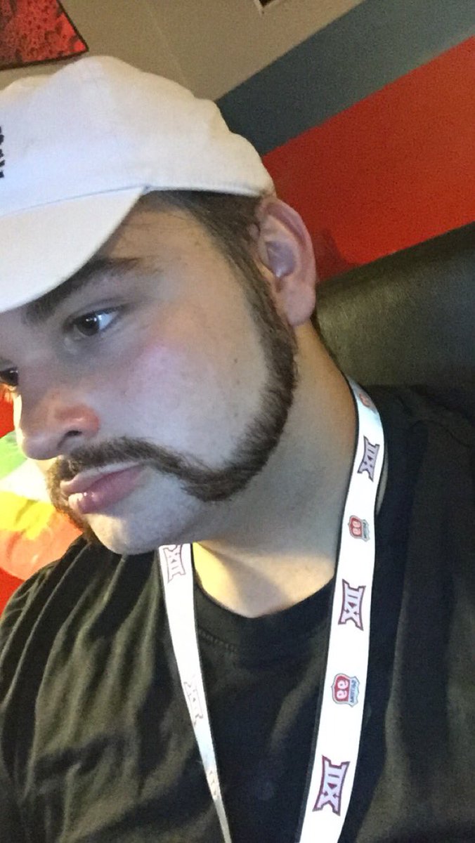 baeIeb's tweet photo. when you gotta civil war test tomorrow and u tryna get extra credit https://t.co/6WbFMISxI6