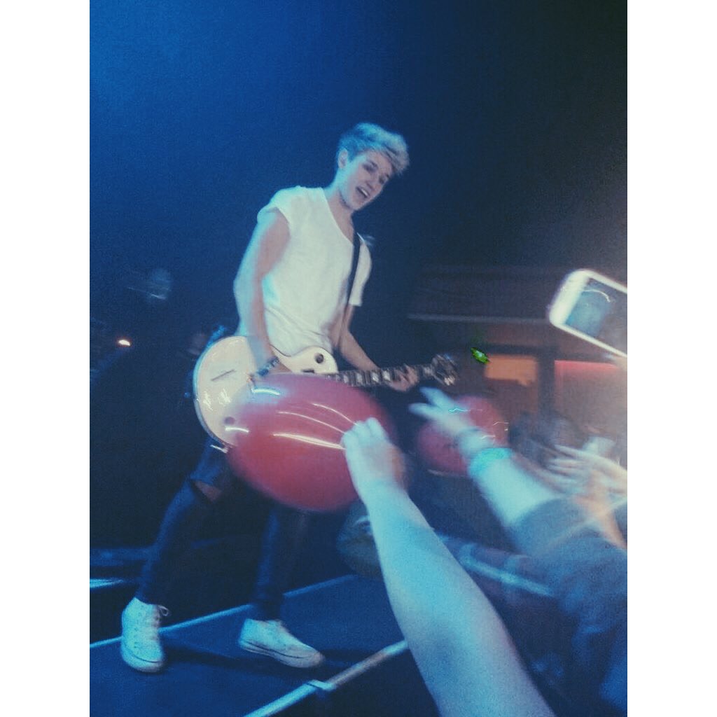 TheTideFran's tweet photo. #UPDATE

Drew via Twitter 
📷

-Drevi https://t.co/nfzfBjwwTw