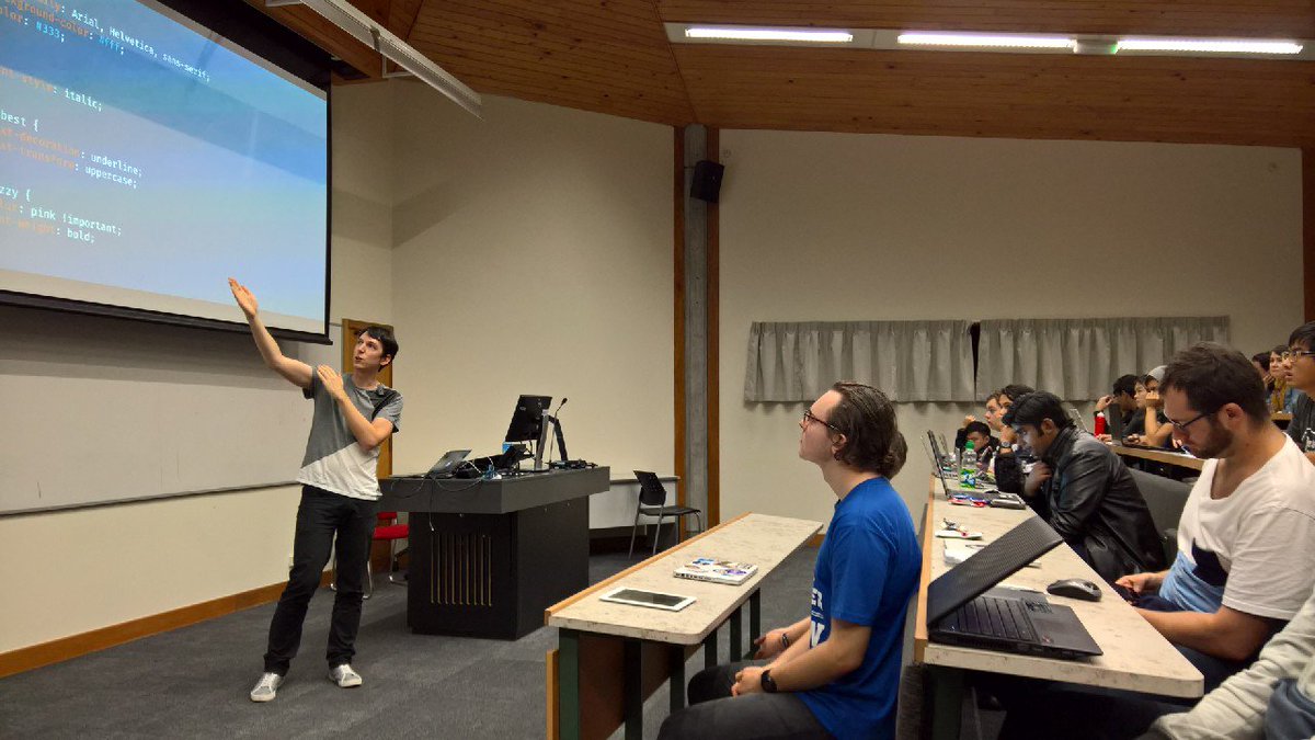 AaronYeoh's tweet photo. @kineticnz Recognise someone? #summeroftech https://t.co/qd0B2njCTV