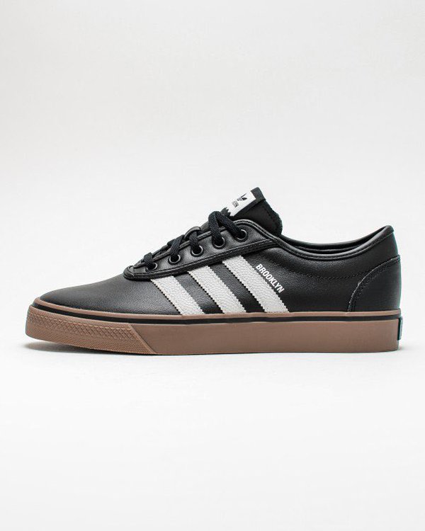 JcBSneakers's tweet photo. Adidas Adi Ease X NBA (Brooklyn)
44EUR
1450K
@FS_80cs @Soleciety_Co @originalistore @BOM_STORE @kakicksgue https://t.co/9IrSWVRXsi