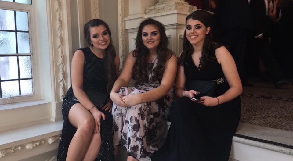 OA_Emerge's tweet photo. Some pictures from #YEA16! The whole team had a wonderful night, thanks for having us! @YE_NI 🐻🎉 https://t.co/NNZDCUFgjl