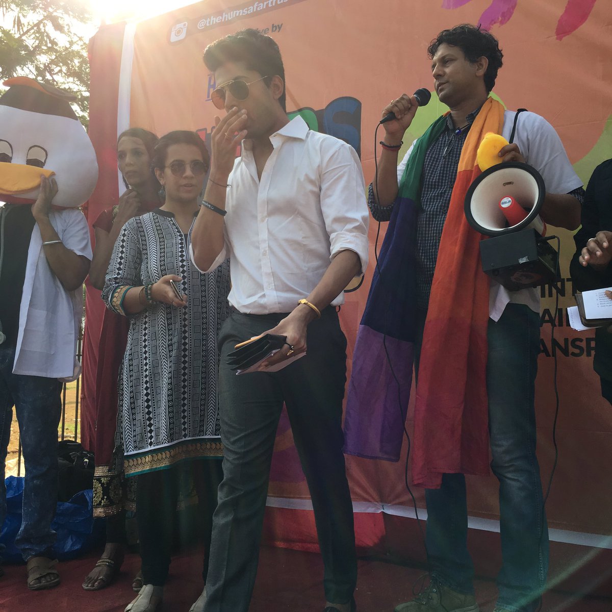 QueersAQuacks's tweet photo. @thedivasushant is here spreading awareness about 'Quacks' #QueersAgainstQuacks https://t.co/b5BJKKdUXa