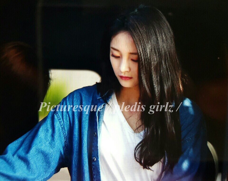 jieqiongallery's tweet photo. [PREVIEW] 160517 - Jieqiong #주결경 @ otw to The Show 
(cr.million dollar baby,picturesqud) https://t.co/Ku6vDAmaGg
