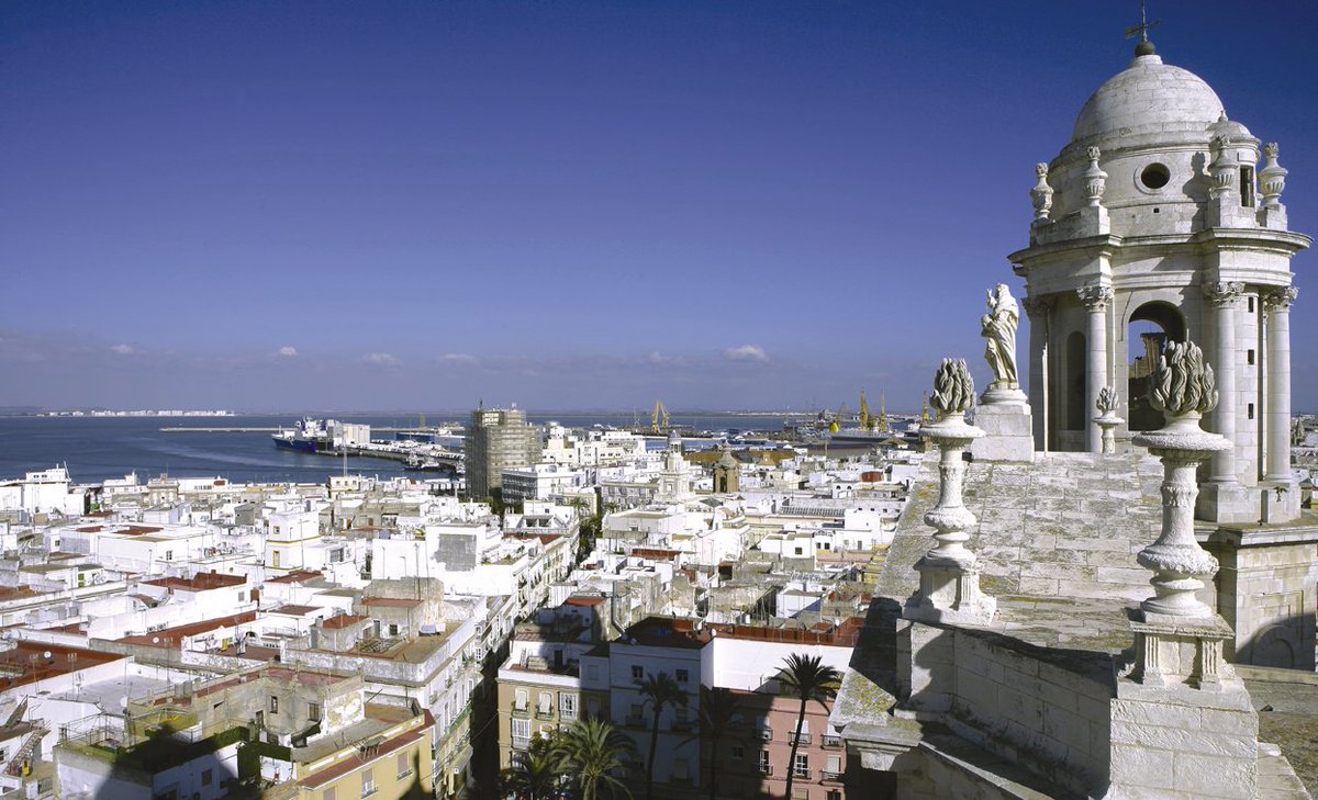 VisitCadiz's tweet photo. Buenos días!....si estais haciendo planes para las vacaciones....aqui teneis algunas ideas!...#Cadiz! https://t.co/NFXqlktLnY