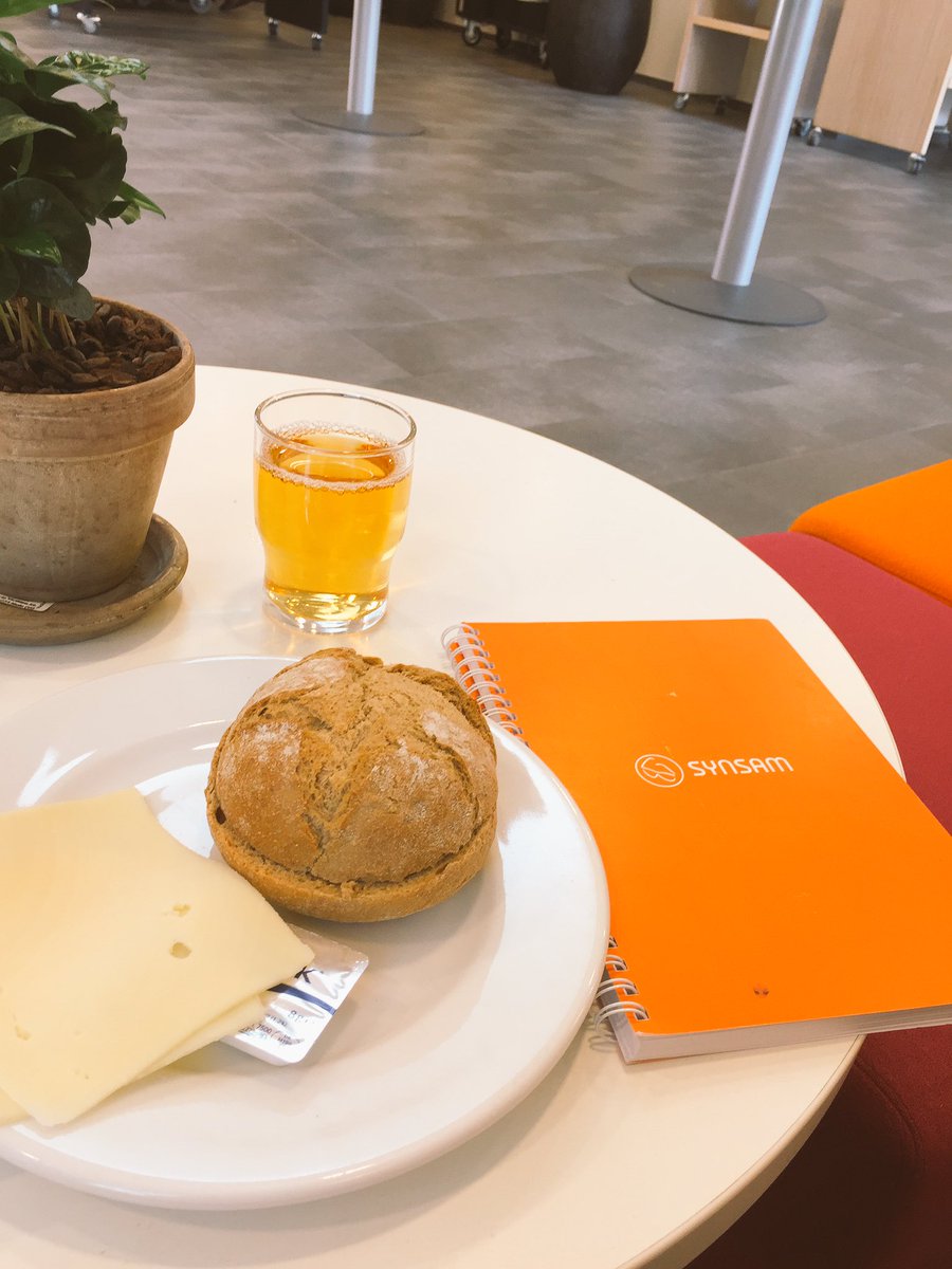 Miabuur's tweet photo. Klar til at blive endnu klogere :) sammen med @profiloptik https://t.co/dtkLjtpSjs