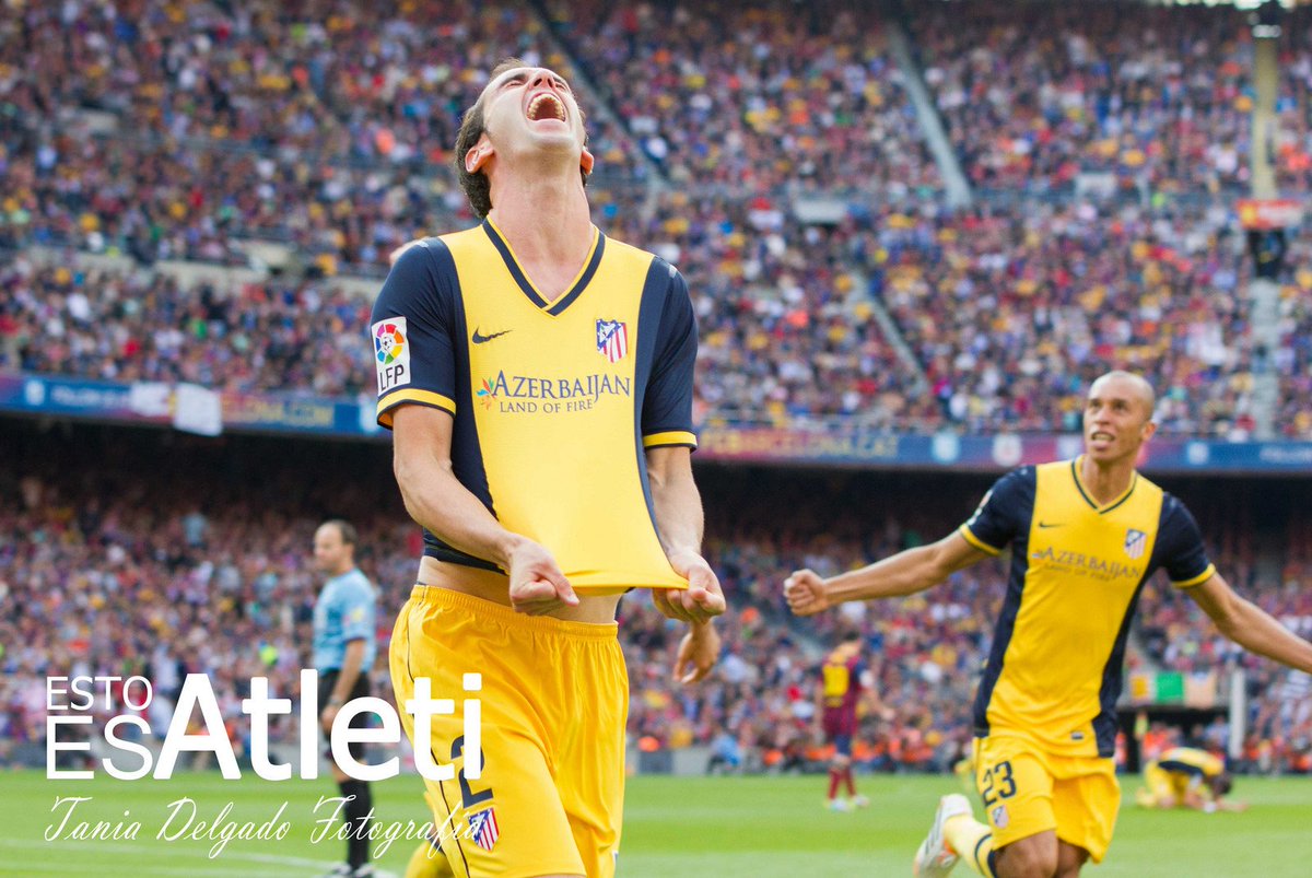 estoesatleti's tweet photo. 17 de Mayo de 2014, Camp Nou. Atlético de Madrid, Campeón de Liga. 🔴⚪
Recuerdos para no olvidar. #Atleti https://t.co/5FzDHJZFj2