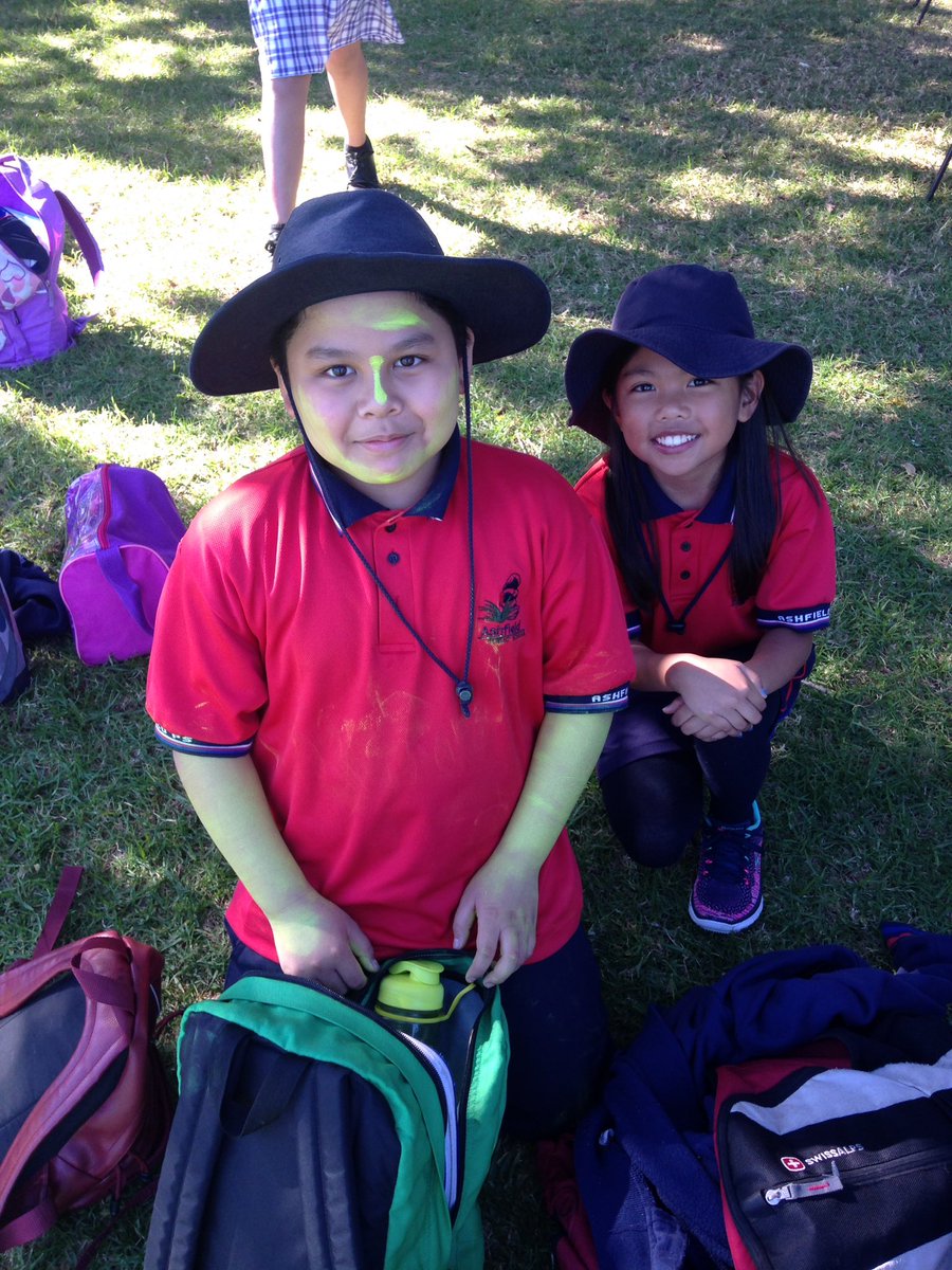 ms_atkin's tweet photo. Sun safe and ready for @AshfieldPS cross country 🏁 https://t.co/Qa5UtUWyRr