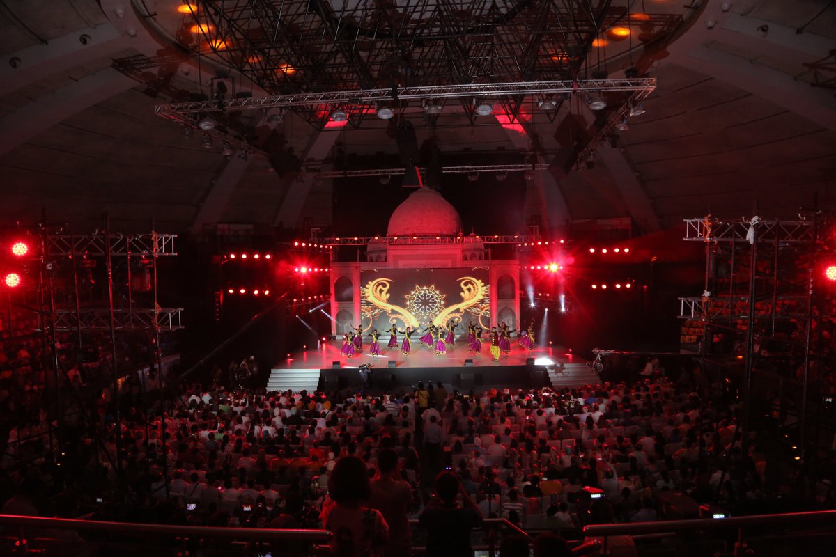 iflcindia's tweet photo. #THROWBACK  Beautiful Shots from   #IFLCINDIA2016 
#colourstheworld @intflc https://t.co/dAy6l1t5cG