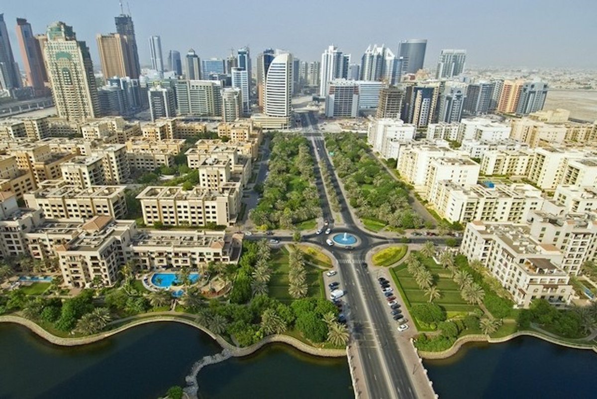 DHolidayHomes's tweet photo. #TheViews is a vibrant residential community in #Dubai that features an exclusive courtyard for residents https://t.co/eRAiBkLvu5