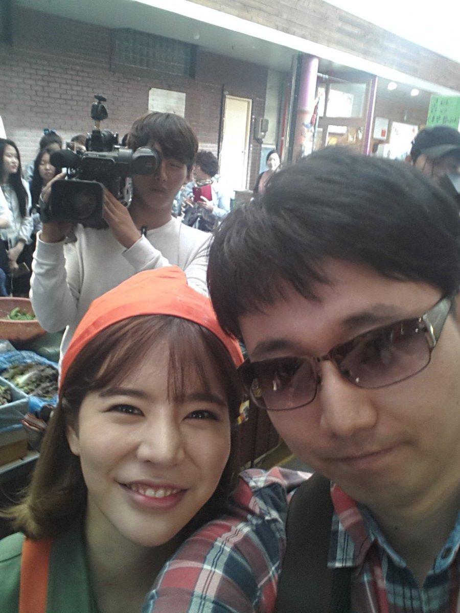 [PIC][16-05-2016]Sunny ghi hình cho chương trình "재래시장 살리자" của kênh JTBC tại Busan vào hôm nay CipO9NkUkAAwVnv