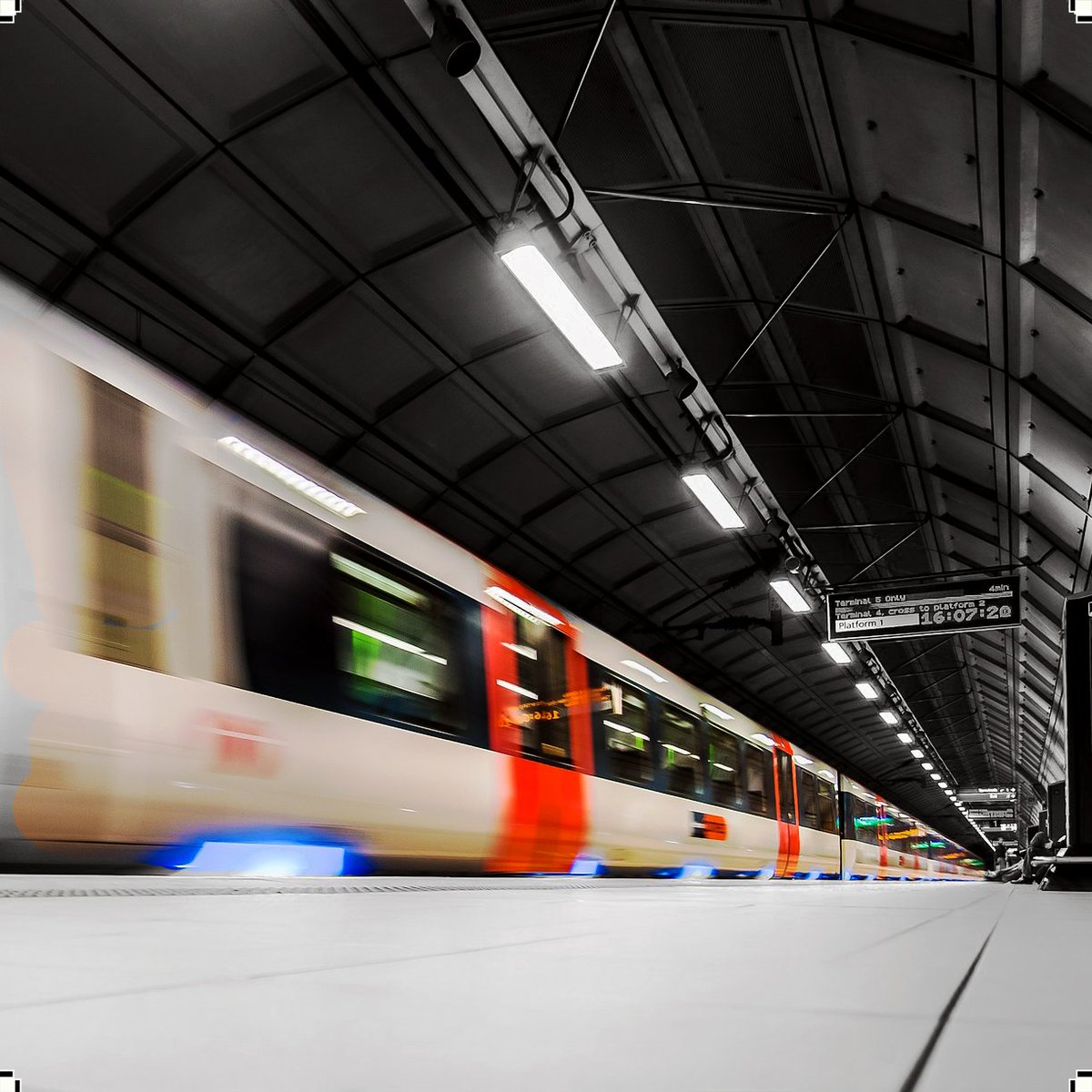 ukmadeproducts's tweet photo. Some more from our new London range! #london #coasters https://t.co/oINbm6pdB8 https://t.co/kmAAcHPTJ5