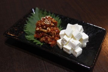 ChillDining's tweet image. 05月17日 17:02　不動の人気を誇る、安定のあて。【チャンヂャとクリームチーズ】です。暑くなってきた時に飲むビールのお供に。 r.gnavi.co.jp/j5wz5p920000/k…