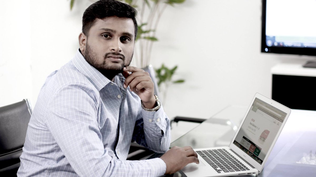 UXColombo tweet media