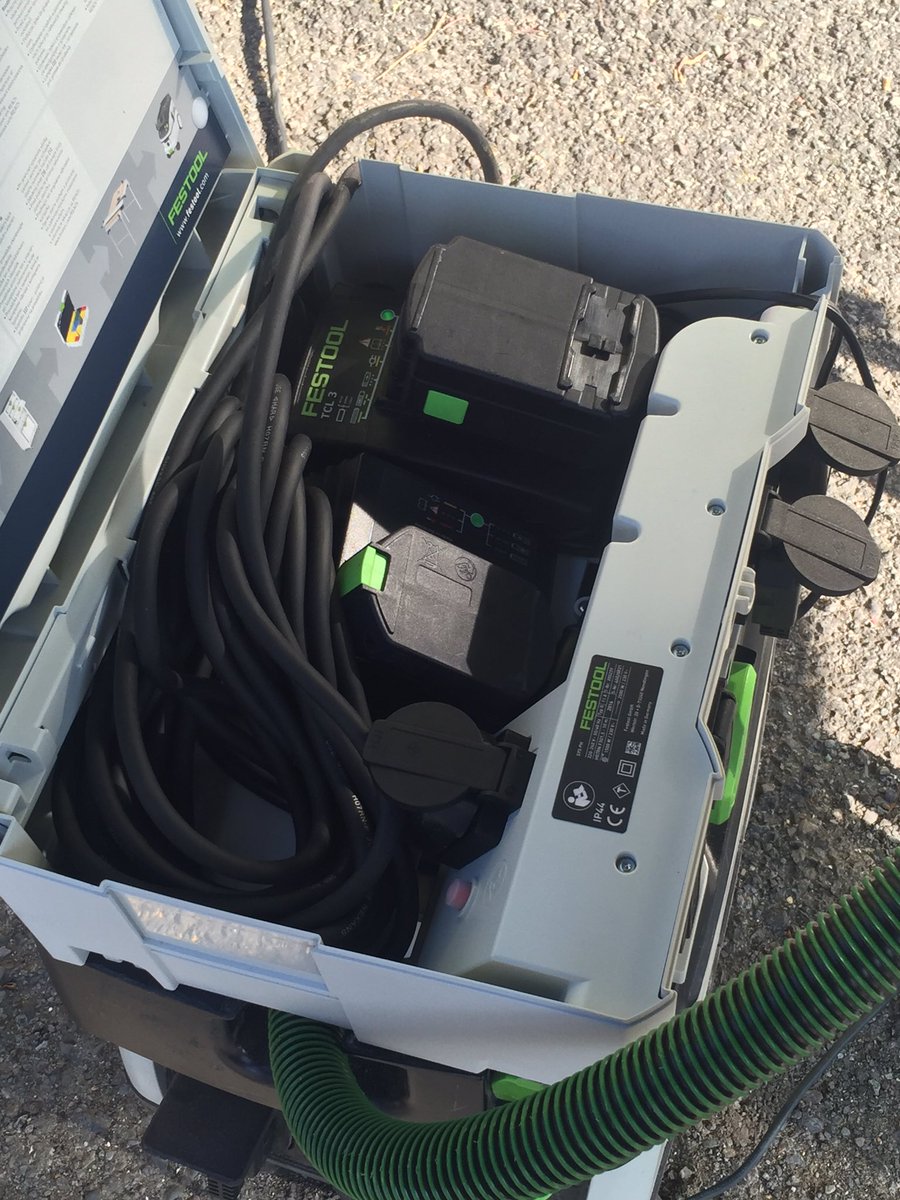BrightonTools's tweet photo. Suns out and #FestoolTuesday is here until 11:30 come down and see and try before you buy https://t.co/pPdum1rWPB