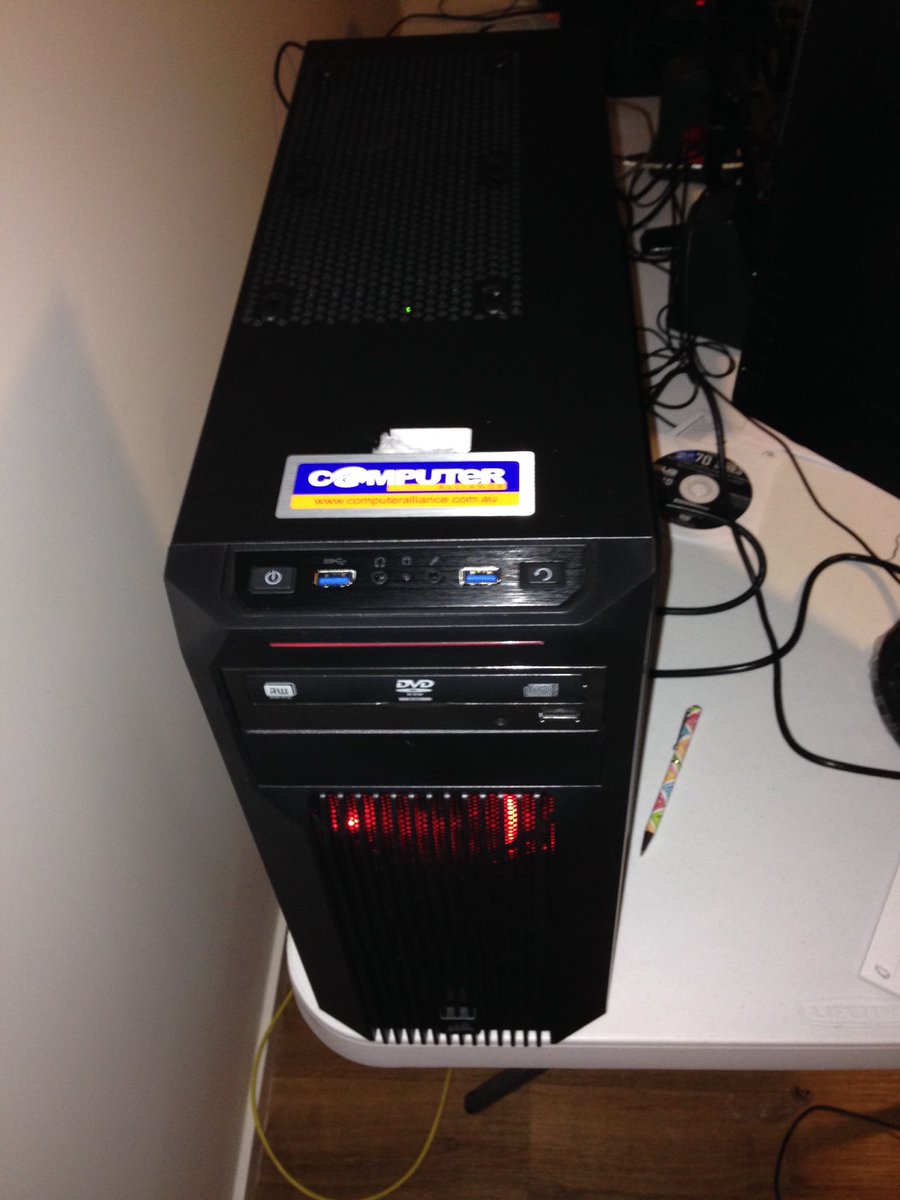BobTheBooza's tweet photo. The new PC cunts :))))))))) big thank you to everyone who help towards me buying this thing you lot are unreal https://t.co/m1xiJwhBGw