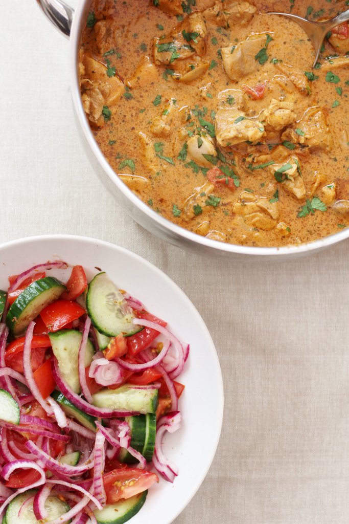 easypeasyfoodie's tweet photo. Butter Chicken and Kachumbar Salad - the perfect #fakeaway! https://t.co/14oQJ7l3Re #under30mins #curry #easyrecipe https://t.co/FQcb6bNQqc