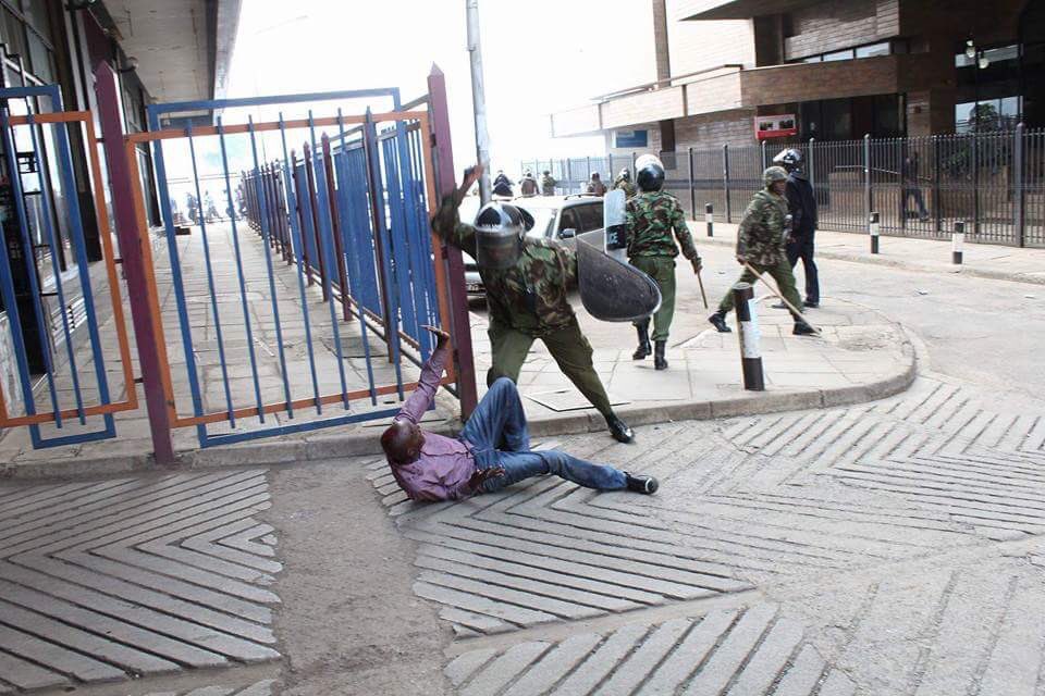 RobertAlai's tweet photo. Japheth Maroko beaten senselessly for no crime but exercising his right peacefully #IEBCMustGo #StopPoliceBrutality https://t.co/BRLvwo9FvU