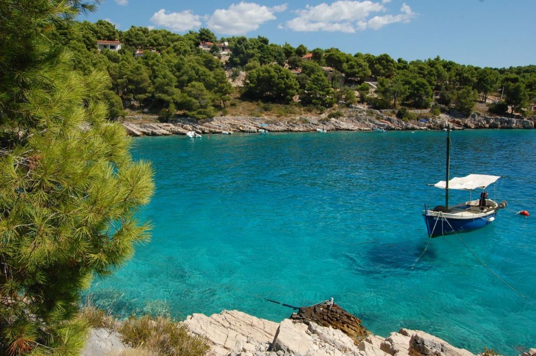 Adria24's tweet photo. Can't wait for the #summer in #Croatia - Island Brac. :-)
https://t.co/8R0rhDvc7S https://t.co/RqvHNmVjBV