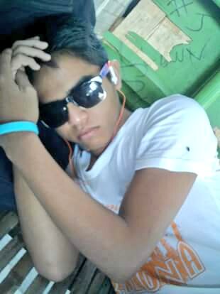 mark_100899's tweet photo. Itulog ang summer ahaha.. https://t.co/KmYsZdPssw