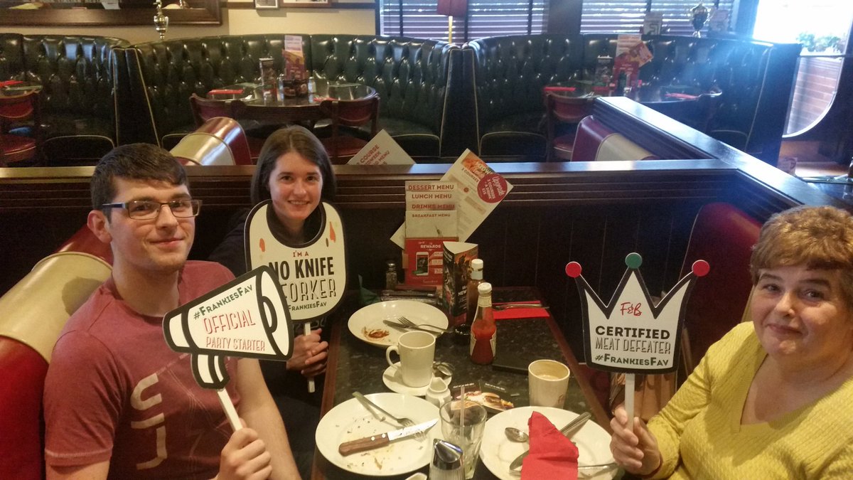 JamesMe64760433's tweet photo. #FrankiesFav #Ballymena # great brekkie #topserver alex😎 https://t.co/wbfPUtk4HW