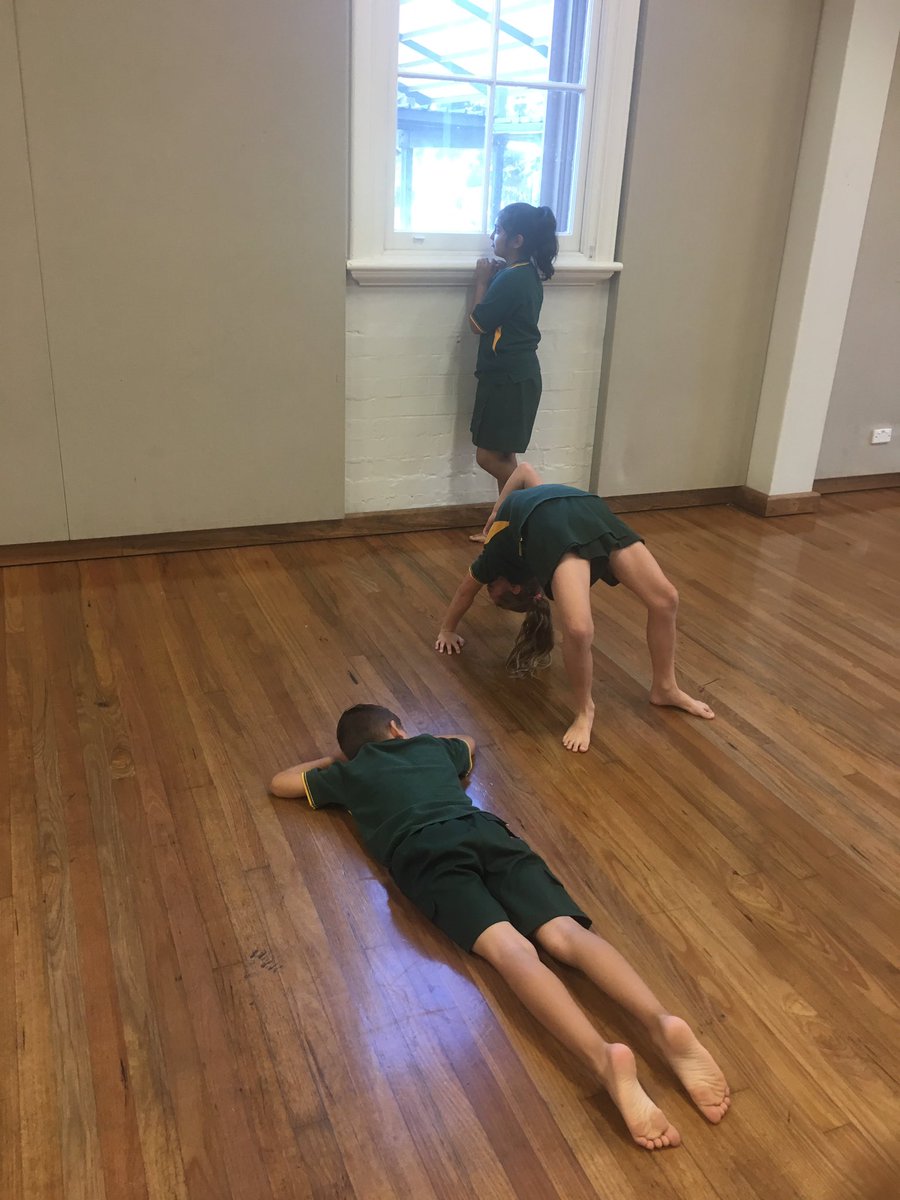 Sport_CPS's tweet image. Sadness depicted through body shape #differentlevels @MungBeansCPS