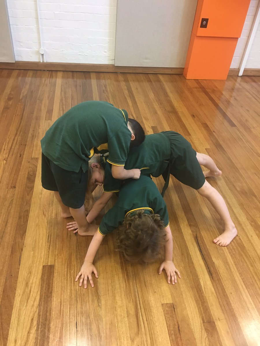 Sport_CPS's tweet image. Sadness depicted through body shape #differentlevels @MungBeansCPS