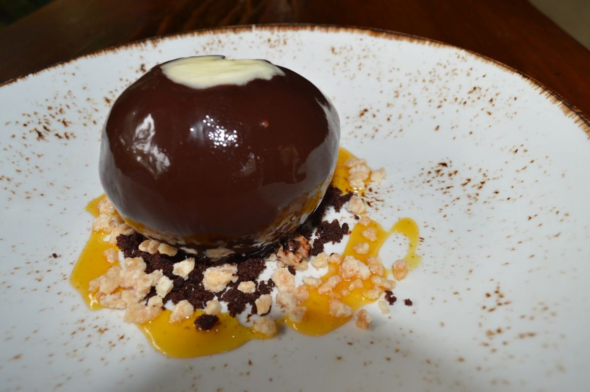 niraresorts's tweet photo. Can we tempt you to a heavenly treat? #foodie https://t.co/IiYRQ0uW7b