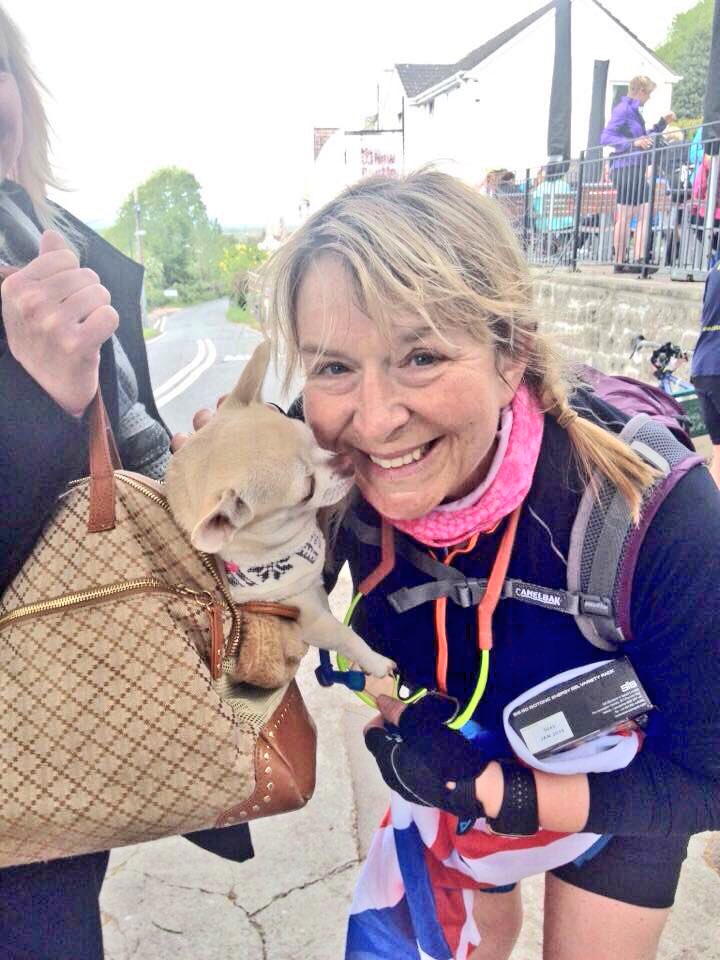 BooChihuahuaUK's tweet photo. A year ago today, I met the inspirational @Fern_Britton &amp; top chef @philvickerytv during their charity ride. https://t.co/QajA0XEHOk