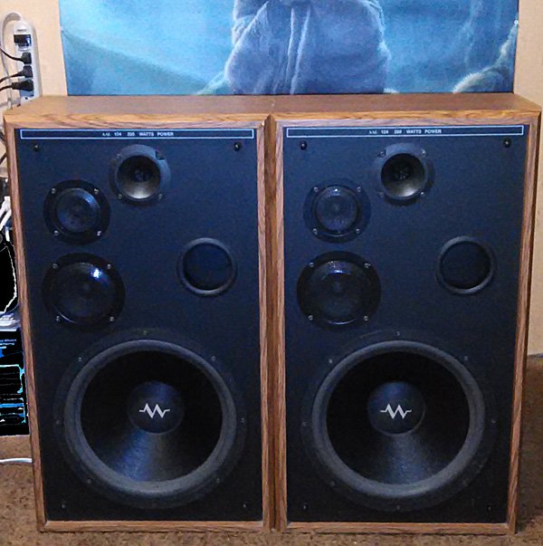 ProToolNut's tweet image. Acoustical Awesomeness - goo.gl/UD8ykj