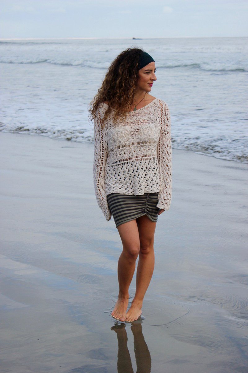 curlylbow's tweet photo. Chunky Cable-Knit Sweater https://t.co/204oS9YgmL https://t.co/7LH0fGaC6m