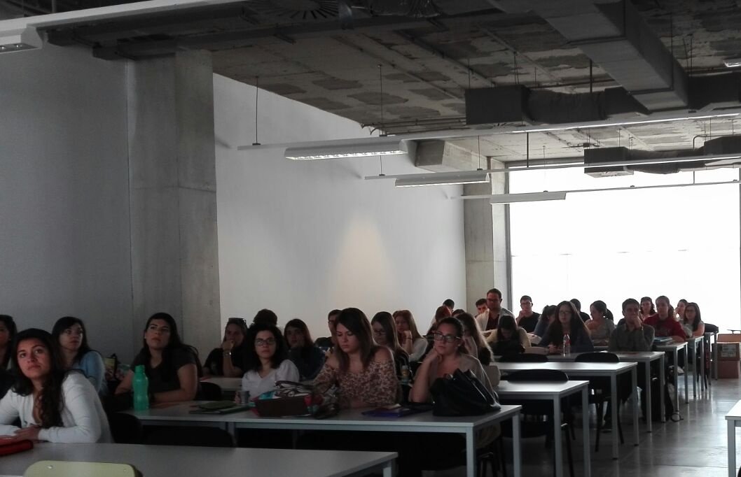 FAMDIF's tweet photo. Más de 70 alumnos de la Facd. de Enfermería de Lorca reciben la charla sensibilización de FAMDIF sobre #discapacidad https://t.co/bOepS8L8rh