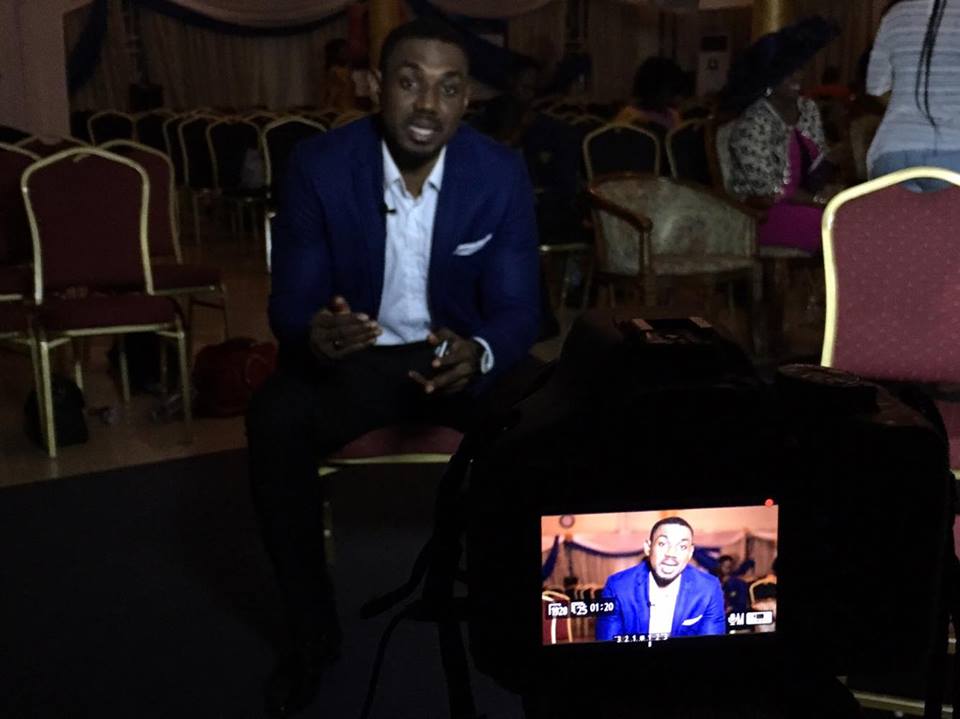 HoodP_Pictures's tweet photo. HPTV SHOW Crew Interview Eddy Watson on the set of the movie #InGodsName Directed and Produced by @Pascalamafo https://t.co/cwJBfxoDPG
