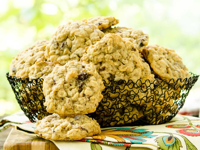 reneedobbs's tweet photo. Tart Cherry Oatmeal Cookies - recipe here: https://t.co/hH3B2btucJ Made with @stoneridgefruit #knocktheblock https://t.co/SKlfprNenJ