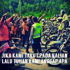 Teopanji's tweet photo. JIKA KAMI TAKUT PADA KALIAN LALU TUHAN KAMI ANGGAP APA??? #USUTTUNTASATAUKAMIYANGBALAS https://t.co/XQSI4vqb3E
