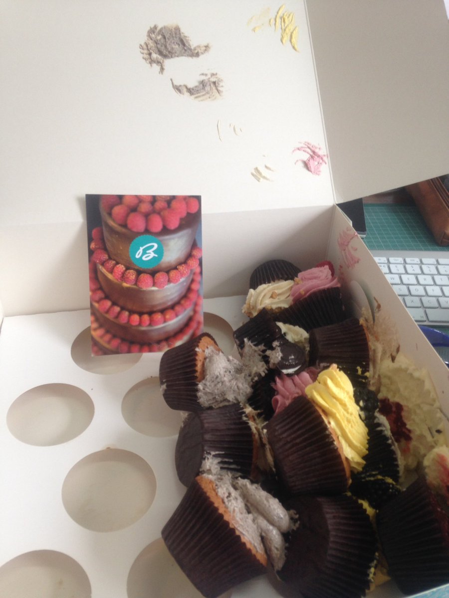 lxprior's tweet photo. @beas_london oh shit! My cupcakes looks like it's had a accident! #cakemush #sackthedeliveryman #cupcakefail https://t.co/ftWglNKyhW