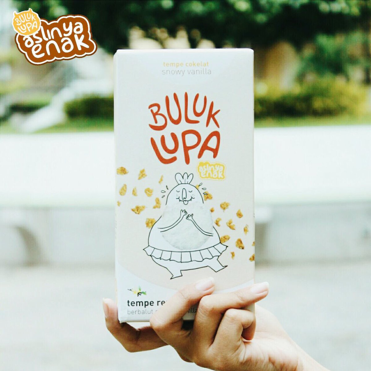 _BulukLupa_'s tweet photo. Hi, fellas! Today, we'll introduce you to Buluk Lupa Snowy Vanilla!
#IlkomForLocalStartUp https://t.co/ilg4To2QjW