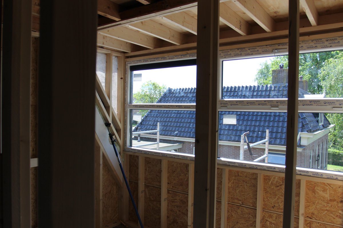 BBHaverkamp's tweet photo. Er wordt hard gewerkt in #Idskenhuizen. De werkzaamheden voor de realisatie van Fase 01 zijn in volle gang! https://t.co/0033sUjMnt