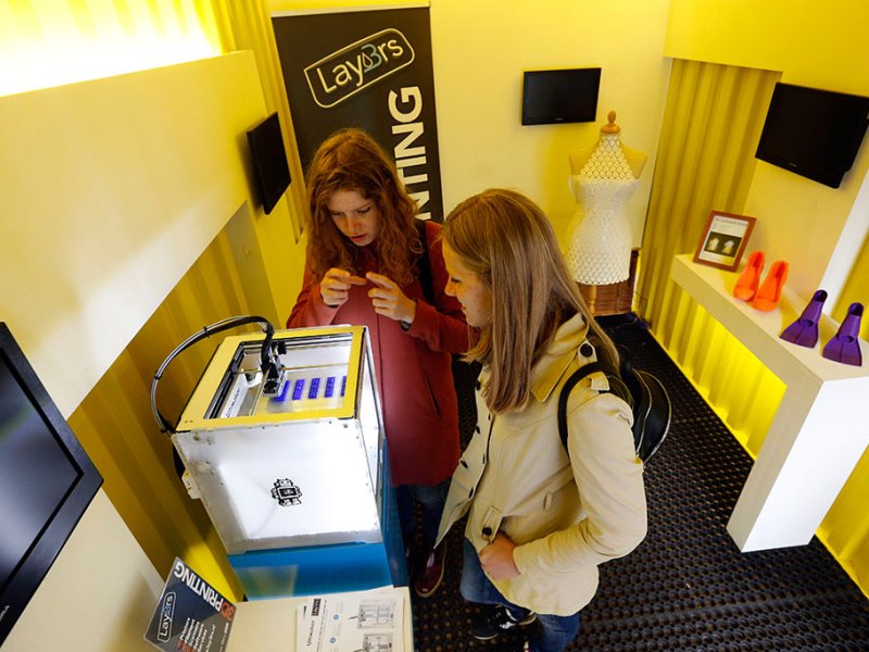 DIT is het festival van de toekomst: Van muziek tot drones op <a href="/StrijpS/">Strijp-S</a> in #Brainport 
ed.nl/regio/eindhove…