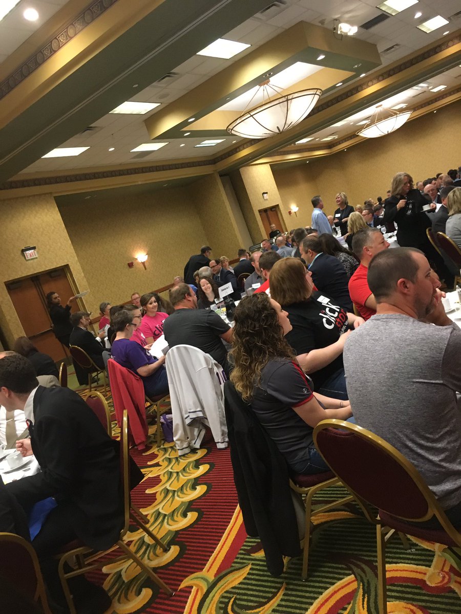 dwellhomeiowa's tweet photo. Having a wonderful breakfast for #CBJfastest ceremony at the Cedar Rapids Mariott! https://t.co/ICtv1VN6Ba