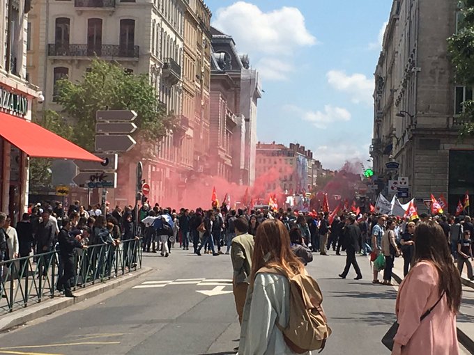 View image on Twitter