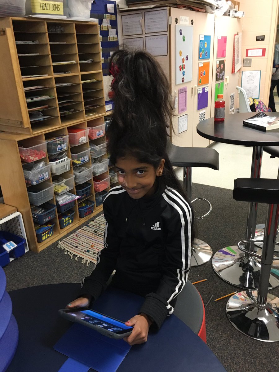 HTEbuckeye's tweet photo. Crazy hair day! @HoffmanTrailsEl @dixon4th https://t.co/wCabJPcGCA