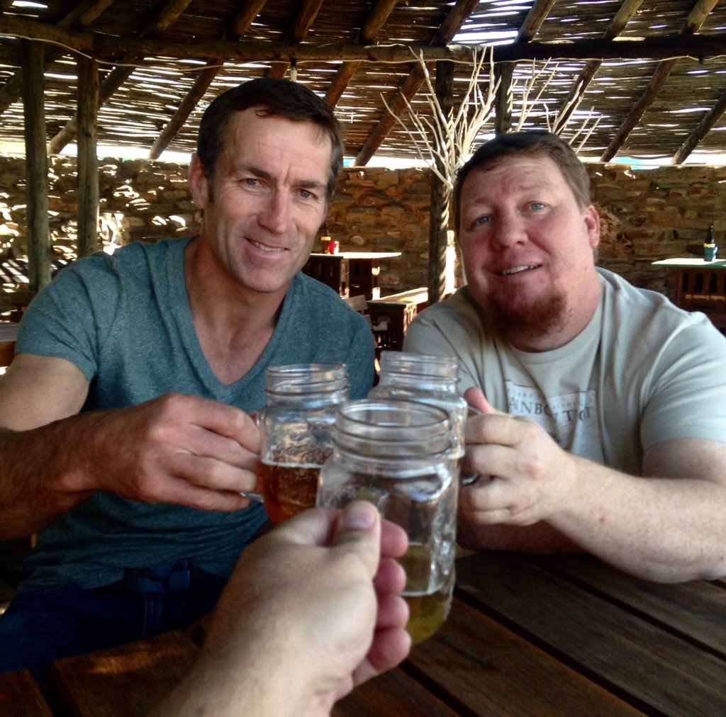 Lekker in Windhoek saam Jan Jones en <a href="/CorneKrige6/">CorneKrige</a>