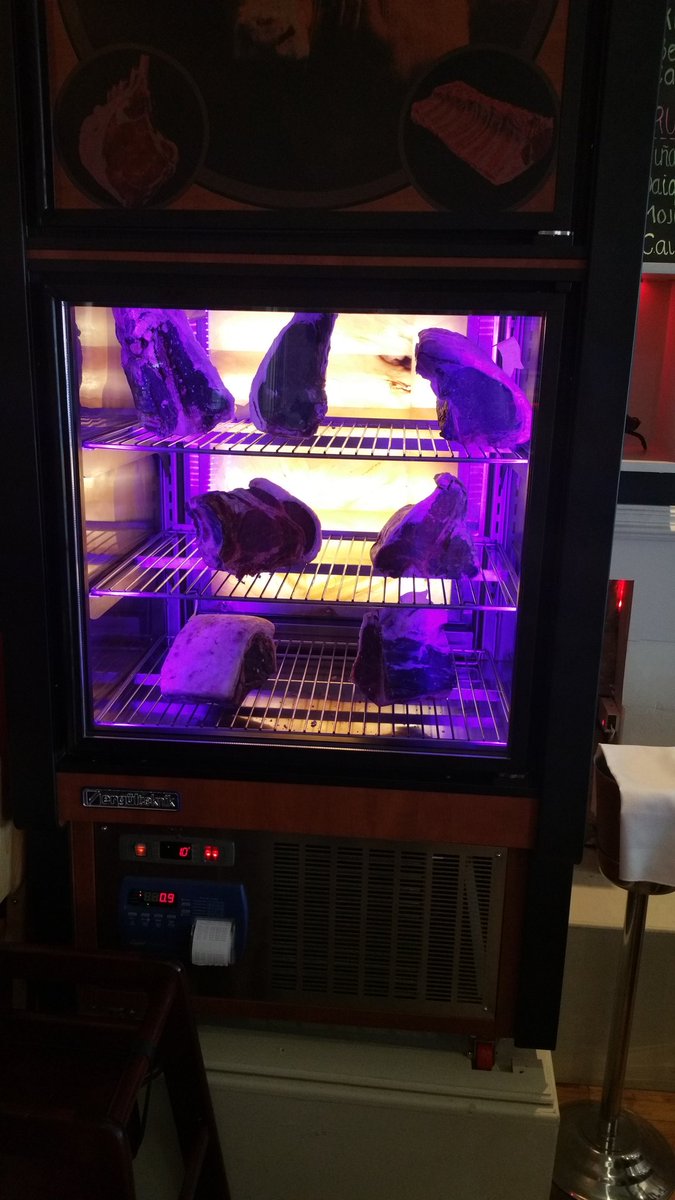 Thuesday offers any cut dryagestake with budweiser beer £27