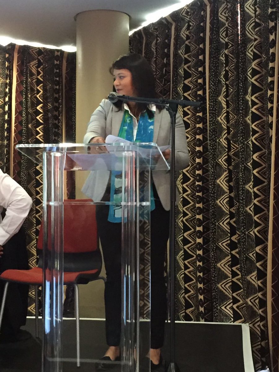 DivWisa's tweet photo. #WISA2016 
#KimAdonis

Ms. Kim Adonis Presenting at WISA2016 https://t.co/mMZNNMQyAz