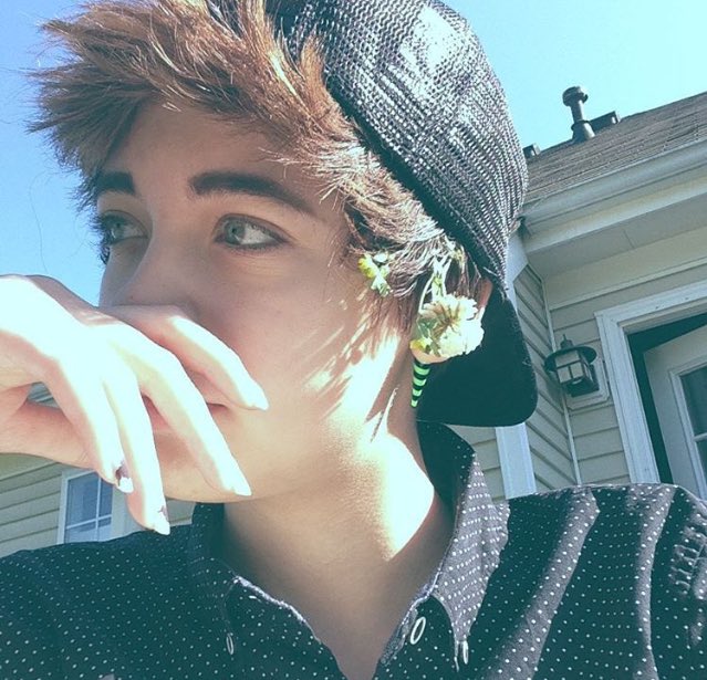 AlienFlvff's tweet image. Morning 😫