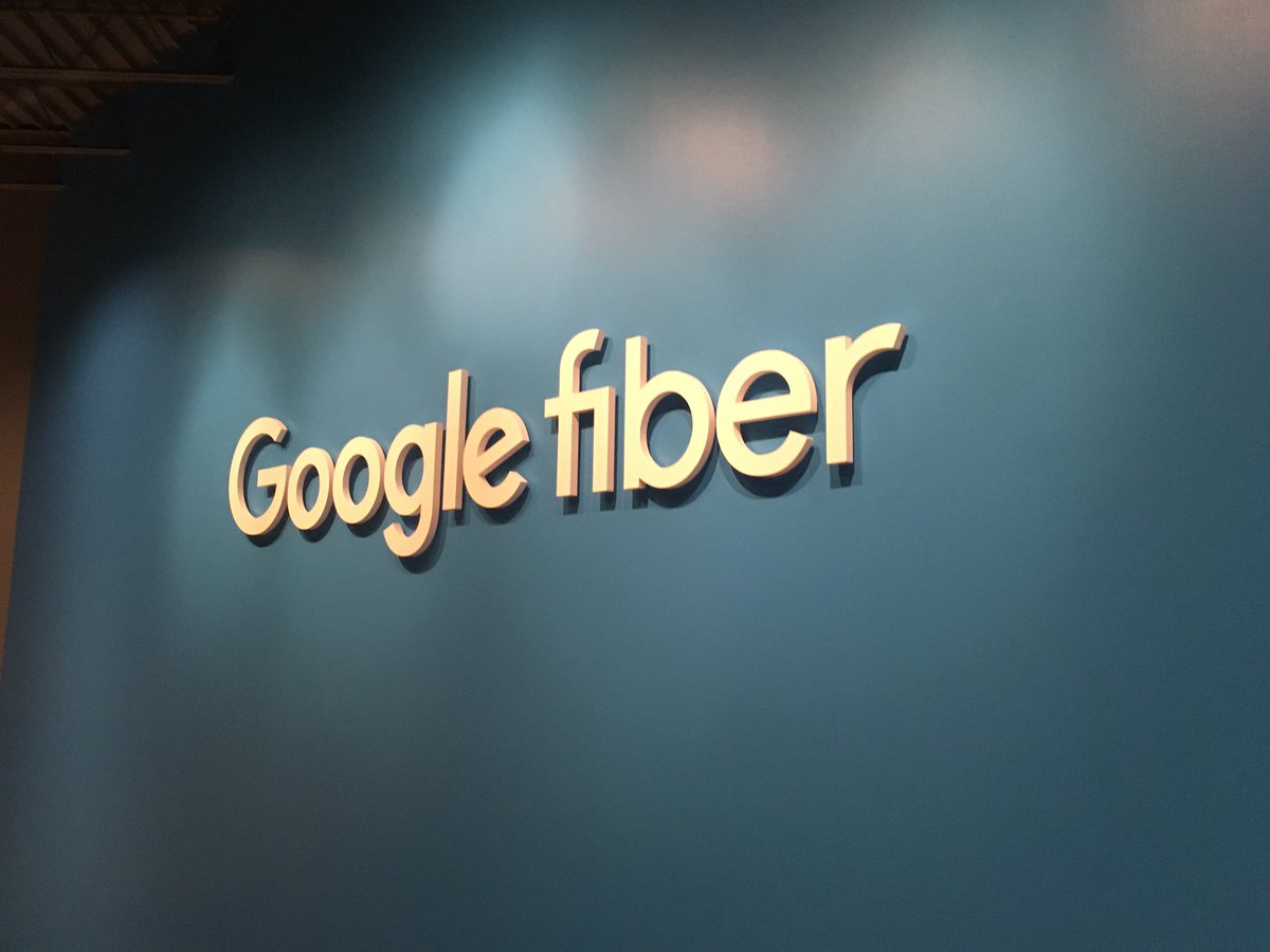 arpitgupta's tweet image. Another day on #startupbusnyc. Thanks @googlefiber for hosting us for our pitches. @StartupBusNYC