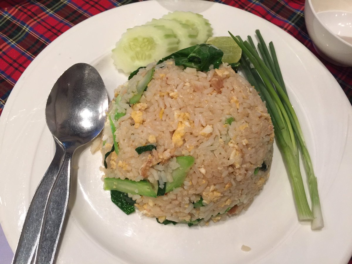 Thawit7's tweet photo. มื้อค่ำครับจานด่วน https://t.co/ZBiWd2xJ4O