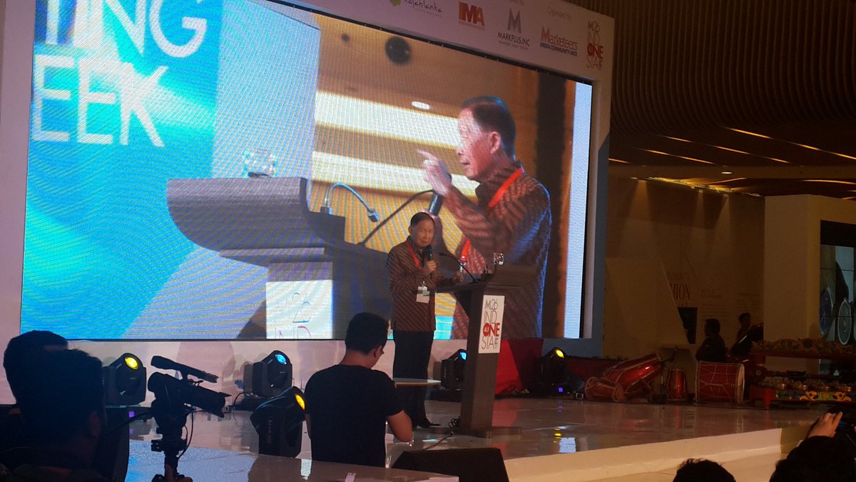 Our Lecture Of The Year for #JMW2016. Please welcome Mr. Dr. Mochtar Riady.