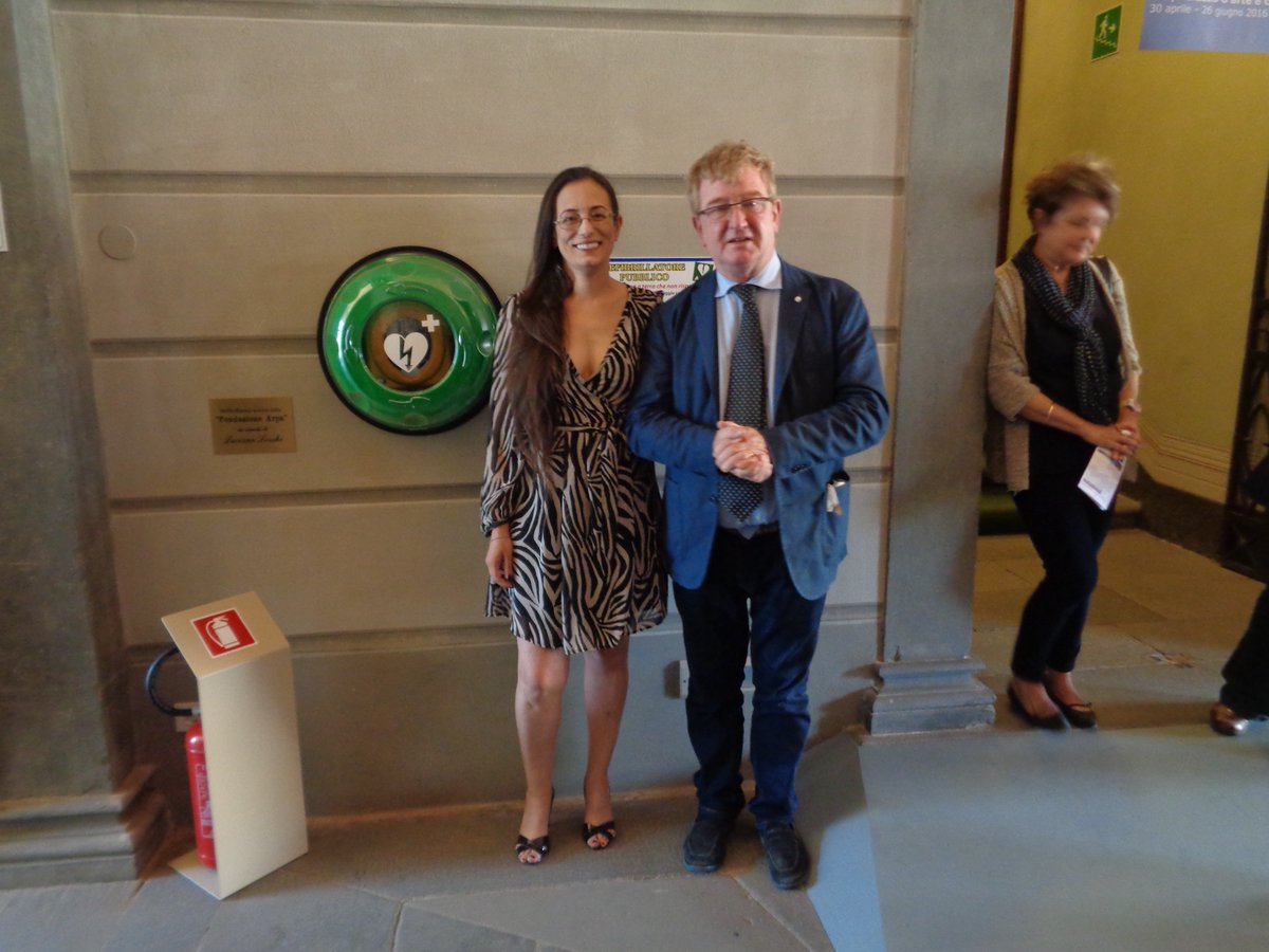 RCPPlanet1's tweet photo. #DAE @HeartSine con teca @deROTAID inaugurati a @palazzoblu grazie a @fox5956 e @FondazioneArpa https://t.co/zM8tywTkld